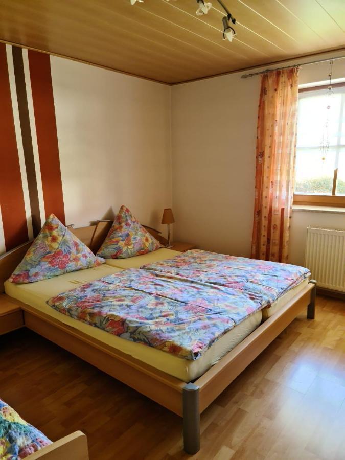 Ferienwohnung Hoamat Schmalzreich Andrea Lam Exterior foto
